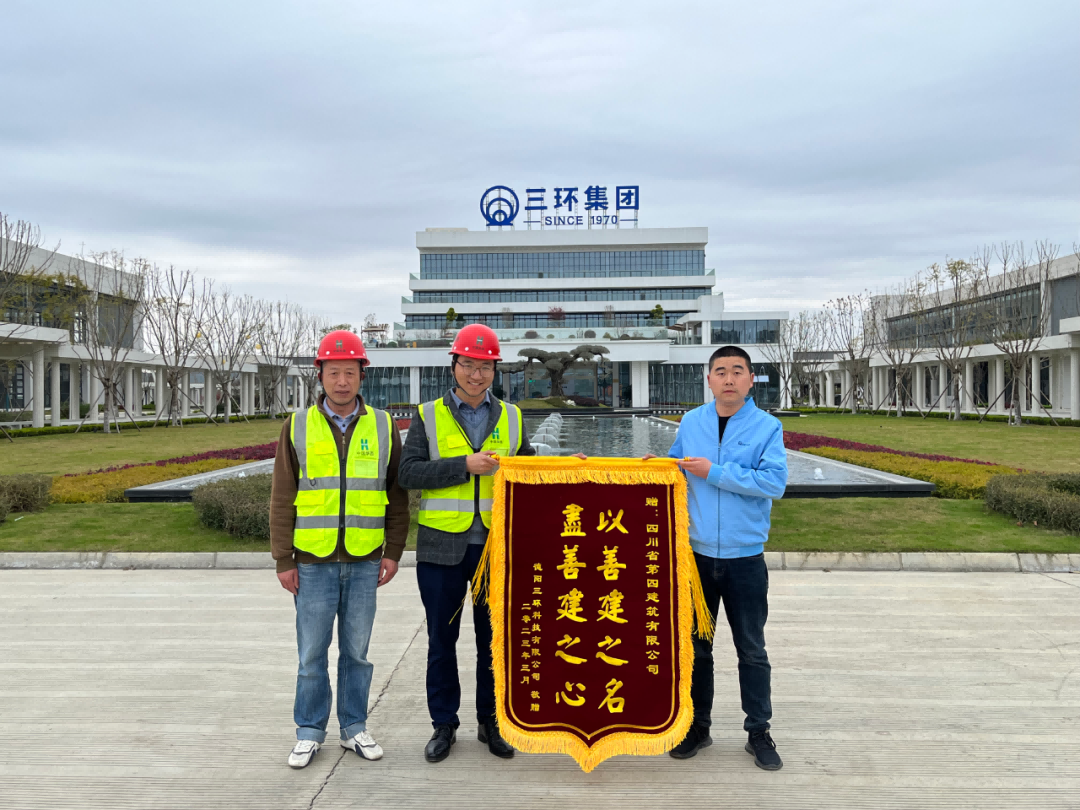 640 (1)(1) 640 (1)(1)