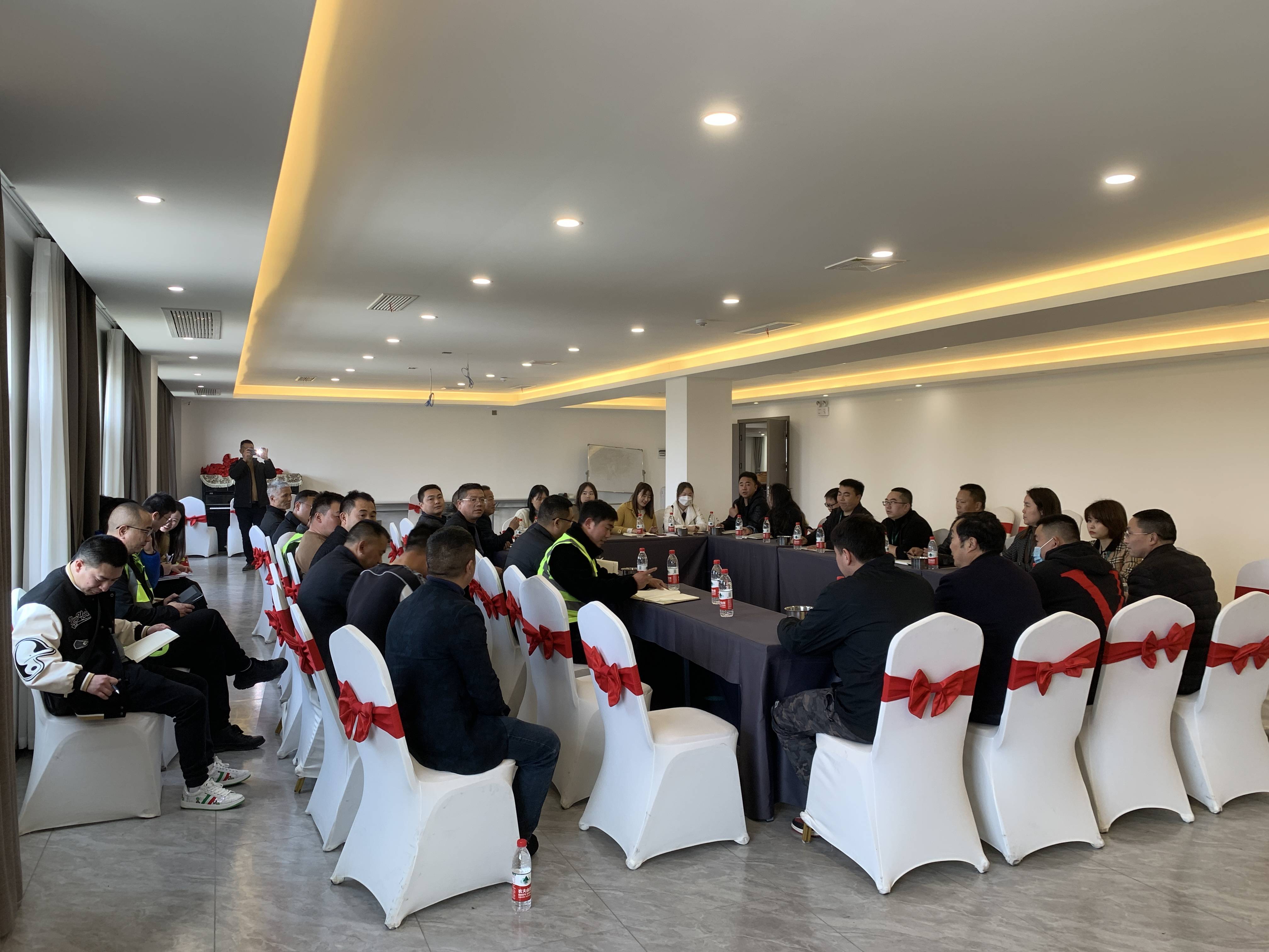 首季开门红——第六工程公司生产经营工作喜报频传(1) 首季开门红——第六工程公司生产经营工作喜报频传(1)